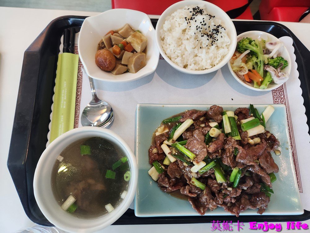 【台南美食餐廳】*吾亦私永華店*,台南安平區私房菜餐廳!提供中式熱炒單點及套餐類,也有火鍋,適合朋友家人聚餐好地方!!! 11 【台南美食餐廳】*吾亦私永華店*,台南安平區私房菜餐廳!提供中式熱炒單點及套餐類,也有火鍋,適合朋友家人聚餐好地方!!!