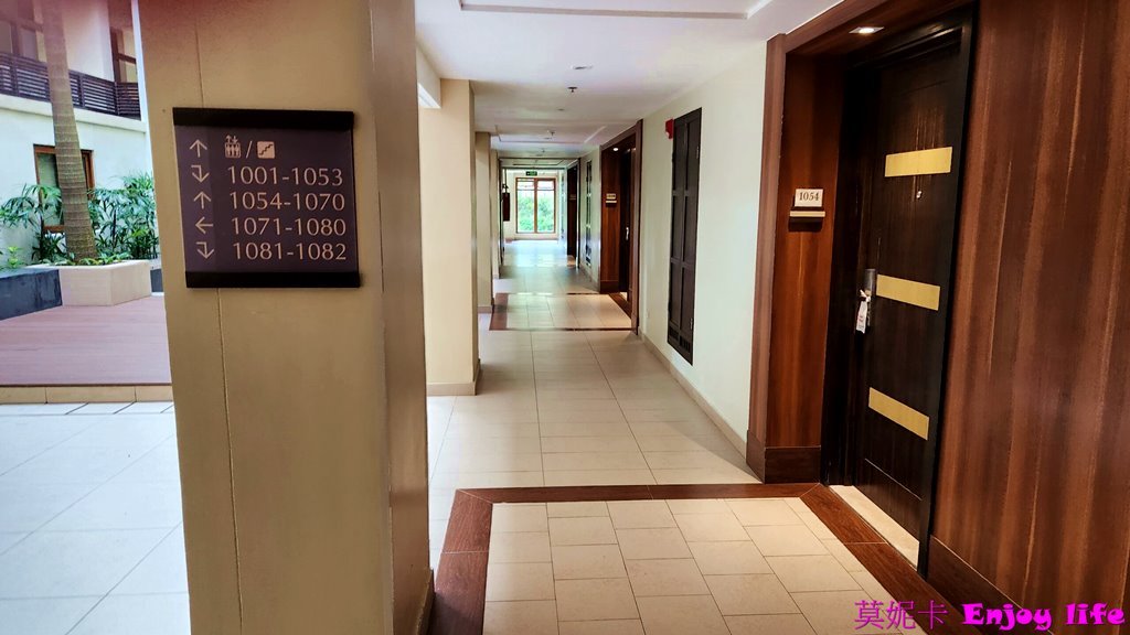 【薄荷島住宿】*Henann Resort Alona Beach 阿羅納海灘赫納度假村*薄荷島上最好最大的度假村，有超多泳池，超漂亮的海景，走出去就是熱鬧的Alona beach。