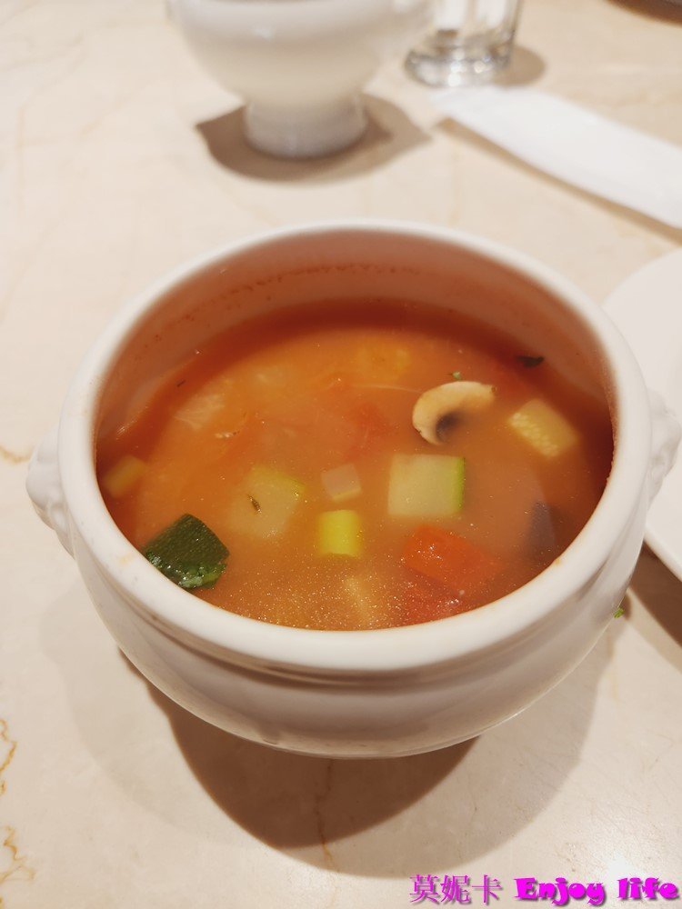 【台中美食餐廳】*Bacitali小義大利景觀餐廳*好拍及舒適的歐風建築和花園,餐點更是令人驚艷! 7 【台中美食餐廳】*Bacitali小義大利景觀餐廳*好拍及舒適的歐風建築和花園,餐點更是令人驚艷!