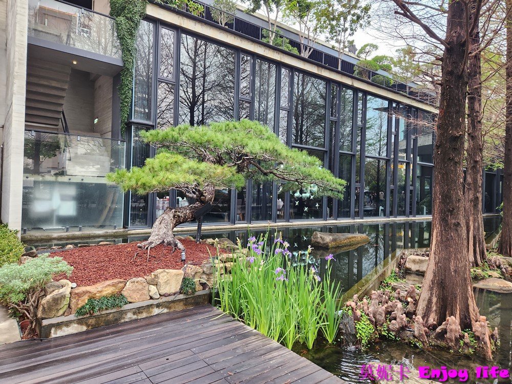 【台中美食餐廳】*与粵樓*頂級粵菜餐廳,必點招牌烤鴨! 1 【台中美食餐廳】*与粵樓*頂級粵菜餐廳,必點招牌烤鴨!