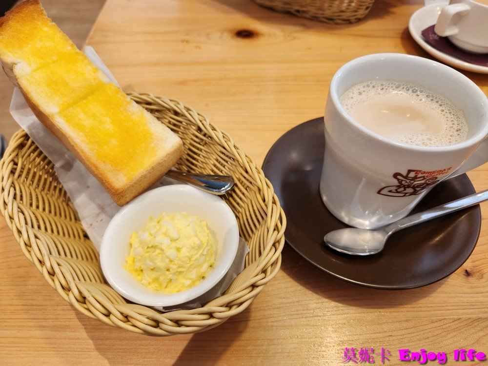 【台中美食餐廳】客美多(Komeda's Coffee)來自日本的早午餐咖啡廳,早餐點飲料就送超好吃烤吐司! 10 【台中美食餐廳】客美多(Komeda's Coffee)來自日本的早午餐咖啡廳,早餐點飲料就送超好吃烤吐司!