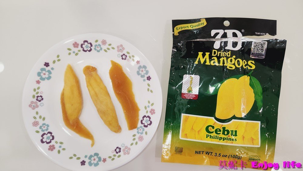 【菲律賓宿霧美食伴手禮】菲律賓必買伴手禮零食推薦!!!超市大採購，7D芒果乾，豬皮餅乾，香蕉片全都好好吃又便宜啊!!!