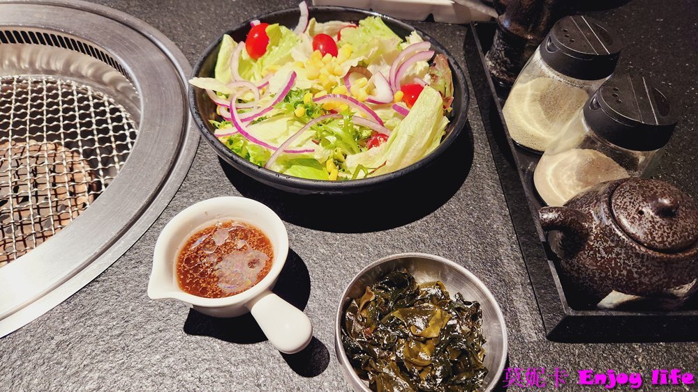 【台南美食餐廳】*青青燒肉*,南紡附近單點或套餐式烤肉,也有提供熟食跟米食,裝潢漂亮,肉質鮮嫩Q彈的中高檔烤肉餐廳!!! 9 【台南美食餐廳】*青青燒肉*,南紡附近單點或套餐式烤肉,也有提供熟食跟米食,裝潢漂亮,肉質鮮嫩Q彈的中高檔烤肉餐廳!!!