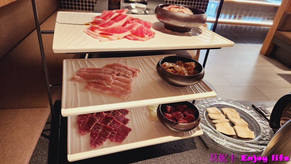 【台南美食餐廳】*青青燒肉*,南紡附近單點或套餐式烤肉,也有提供熟食跟米食,裝潢漂亮,肉質鮮嫩Q彈的中高檔烤肉餐廳!!! 10 【台南美食餐廳】*青青燒肉*,南紡附近單點或套餐式烤肉,也有提供熟食跟米食,裝潢漂亮,肉質鮮嫩Q彈的中高檔烤肉餐廳!!!