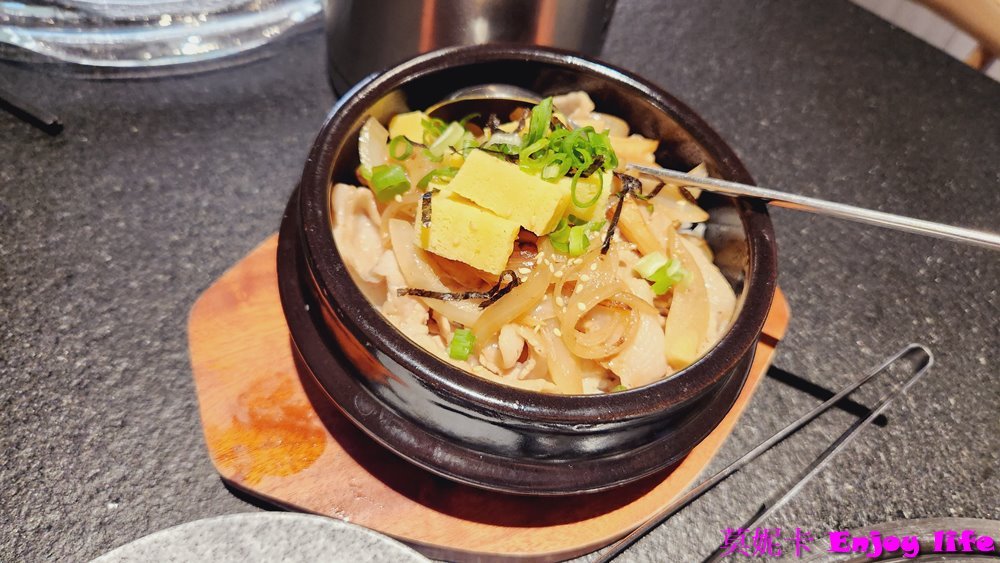 【台南美食餐廳】*青青燒肉*,南紡附近單點或套餐式烤肉,也有提供熟食跟米食,裝潢漂亮,肉質鮮嫩Q彈的中高檔烤肉餐廳!!! 15 【台南美食餐廳】*青青燒肉*,南紡附近單點或套餐式烤肉,也有提供熟食跟米食,裝潢漂亮,肉質鮮嫩Q彈的中高檔烤肉餐廳!!!