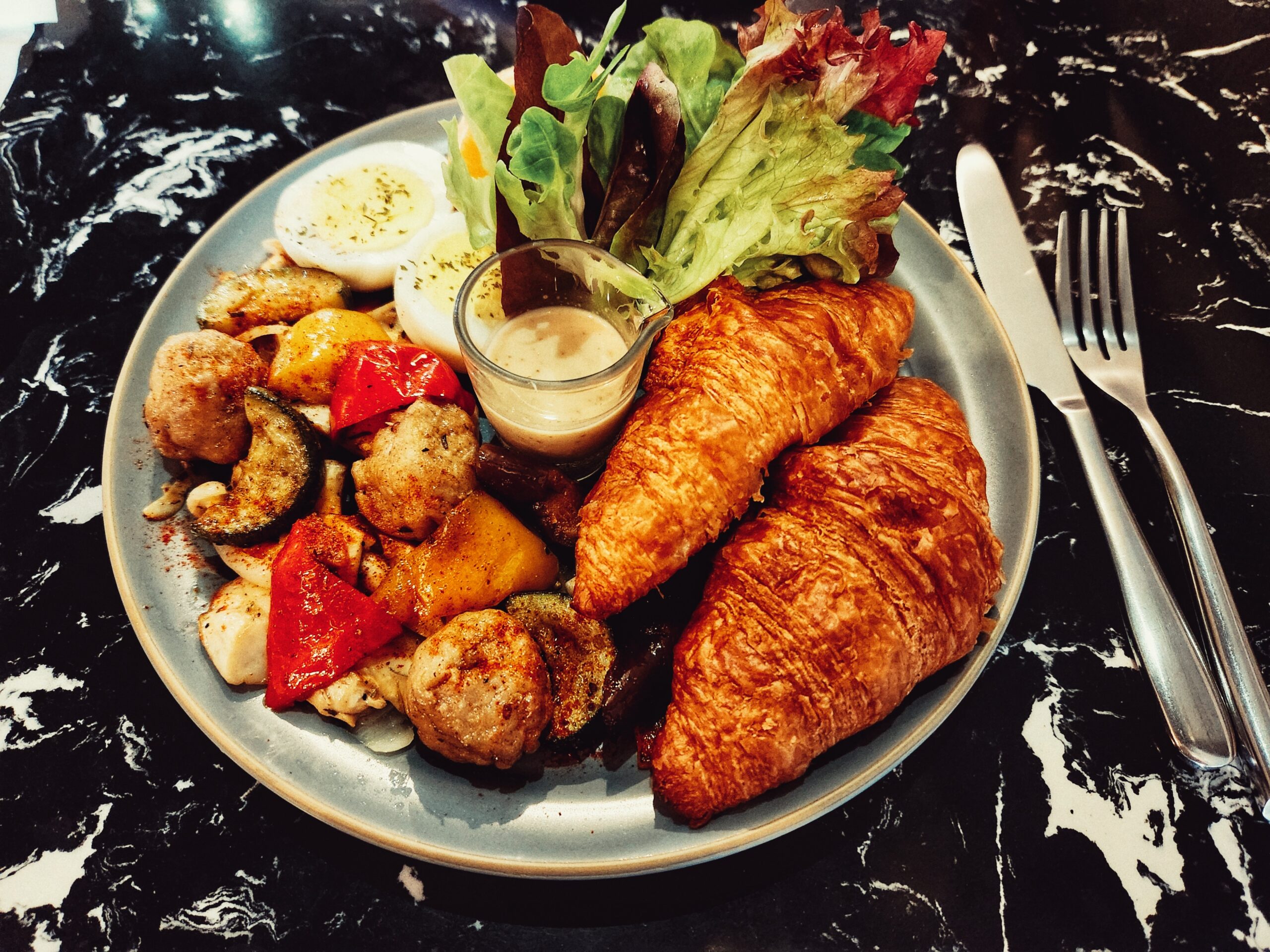 【台南美食餐廳】*台南賦予咖啡早午餐*，咖啡好喝，成大附近的手作早午餐!