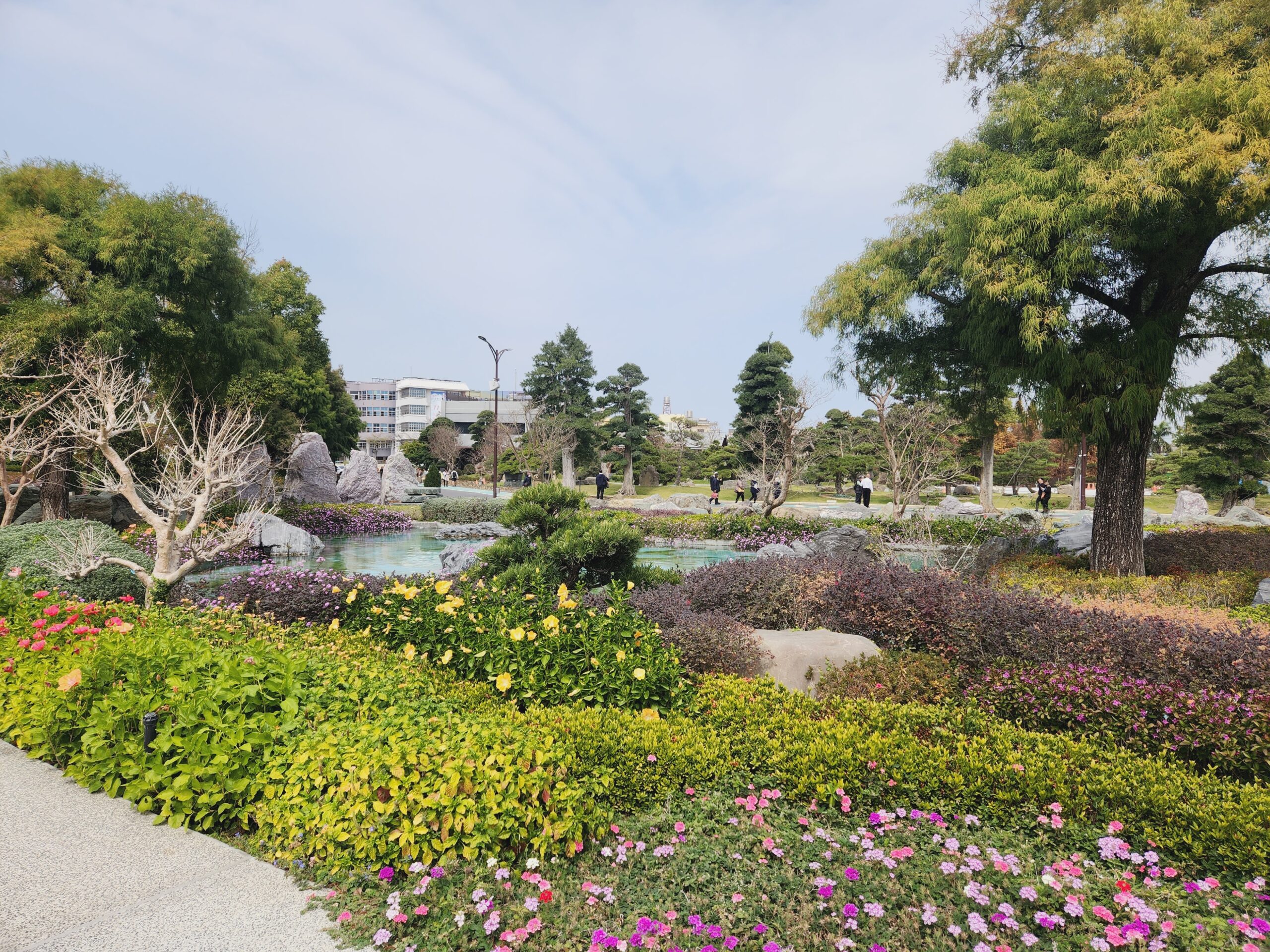 【彰化景點】*成美文化園*可以媲美日本的兼六園,偌大的園區還有落羽松大道,超美超好拍! 6 【彰化景點】*成美文化園*可以媲美日本的兼六園,偌大的園區還有落羽松大道,超美超好拍!