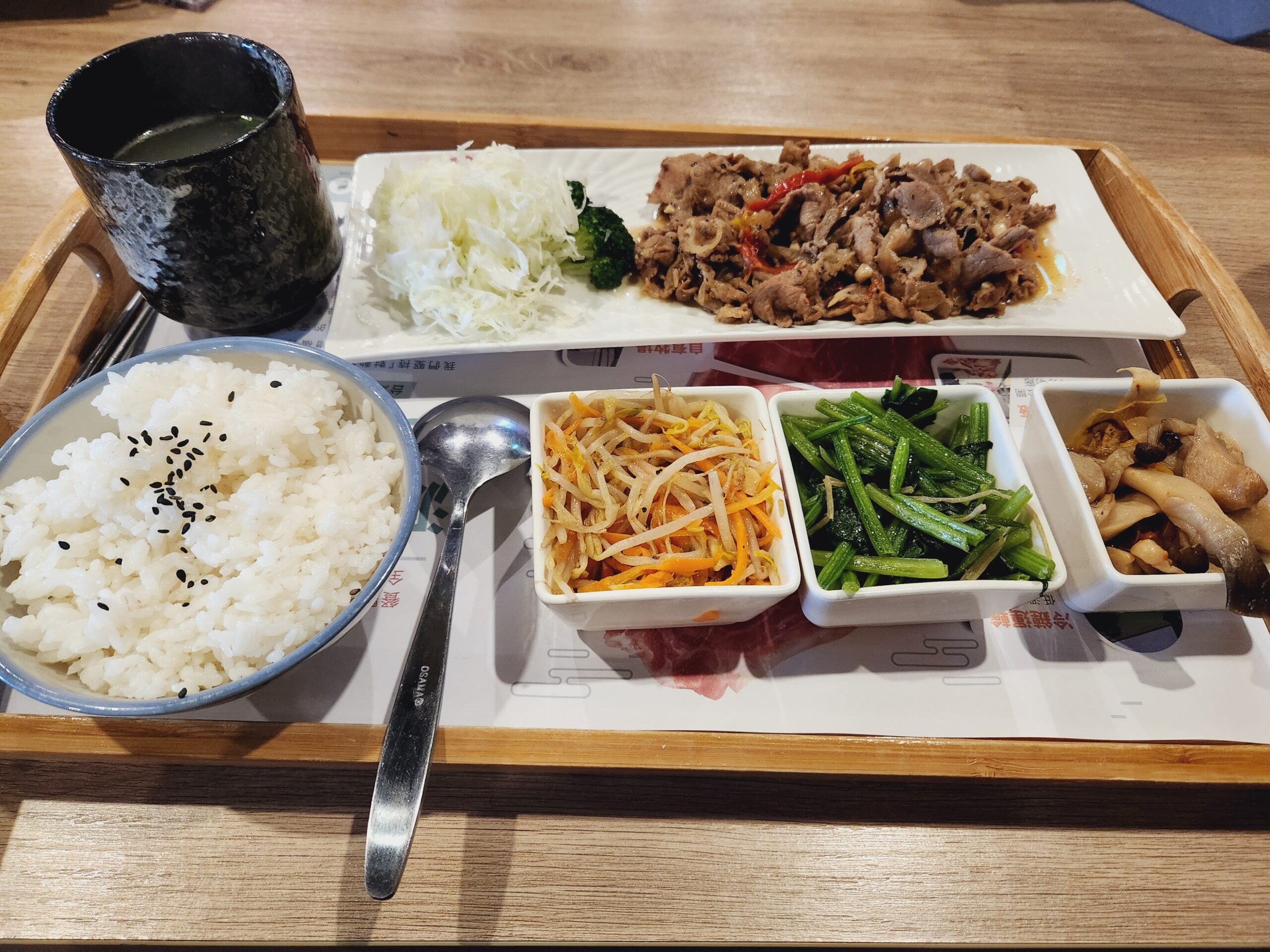 【雲林景點】*良作工場農業文創館*豬肉文創觀光工廠,究挑食有好吃的豬肉餐,還有究市集。 6 【雲林景點】*良作工場農業文創館*豬肉文創觀光工廠,究挑食有好吃的豬肉餐,還有究市集。