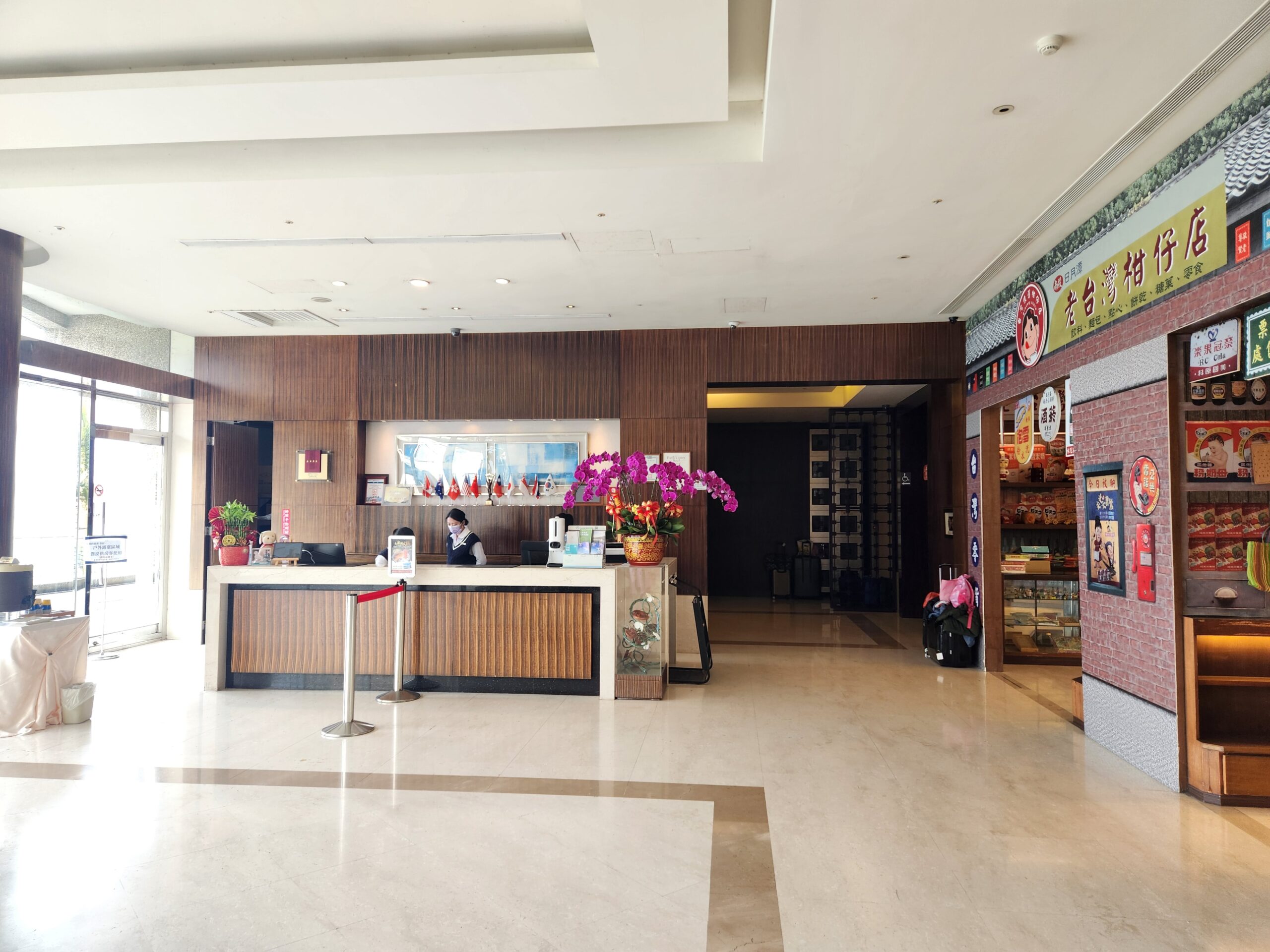 【南投住宿】*日月潭大淶閣飯店*擁有無敵湖景的日月潭住宿。 2 【南投住宿】*日月潭大淶閣飯店*擁有無敵湖景的日月潭住宿。