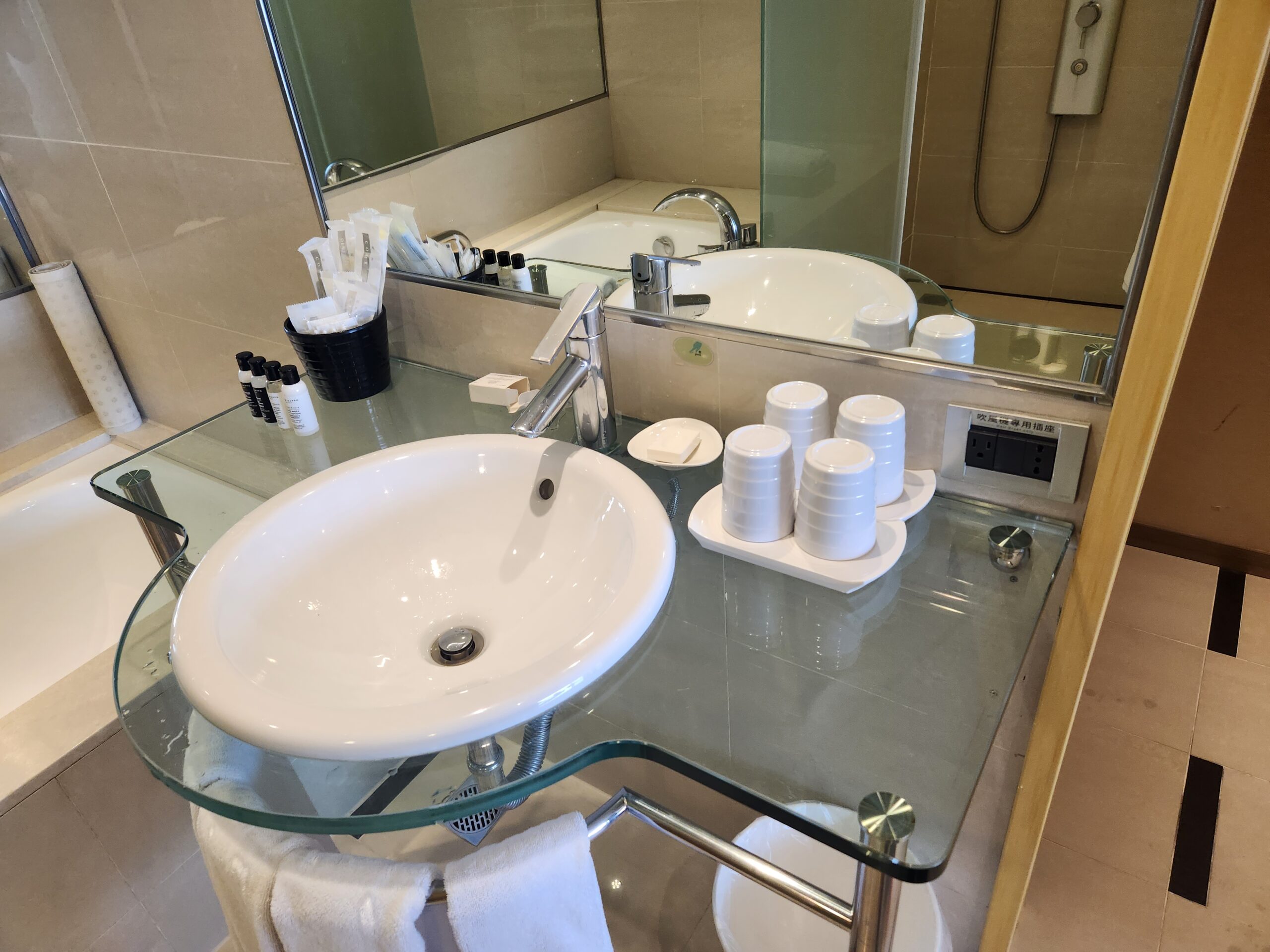 【南投住宿】*日月潭大淶閣飯店*擁有無敵湖景的日月潭住宿。 9 【南投住宿】*日月潭大淶閣飯店*擁有無敵湖景的日月潭住宿。