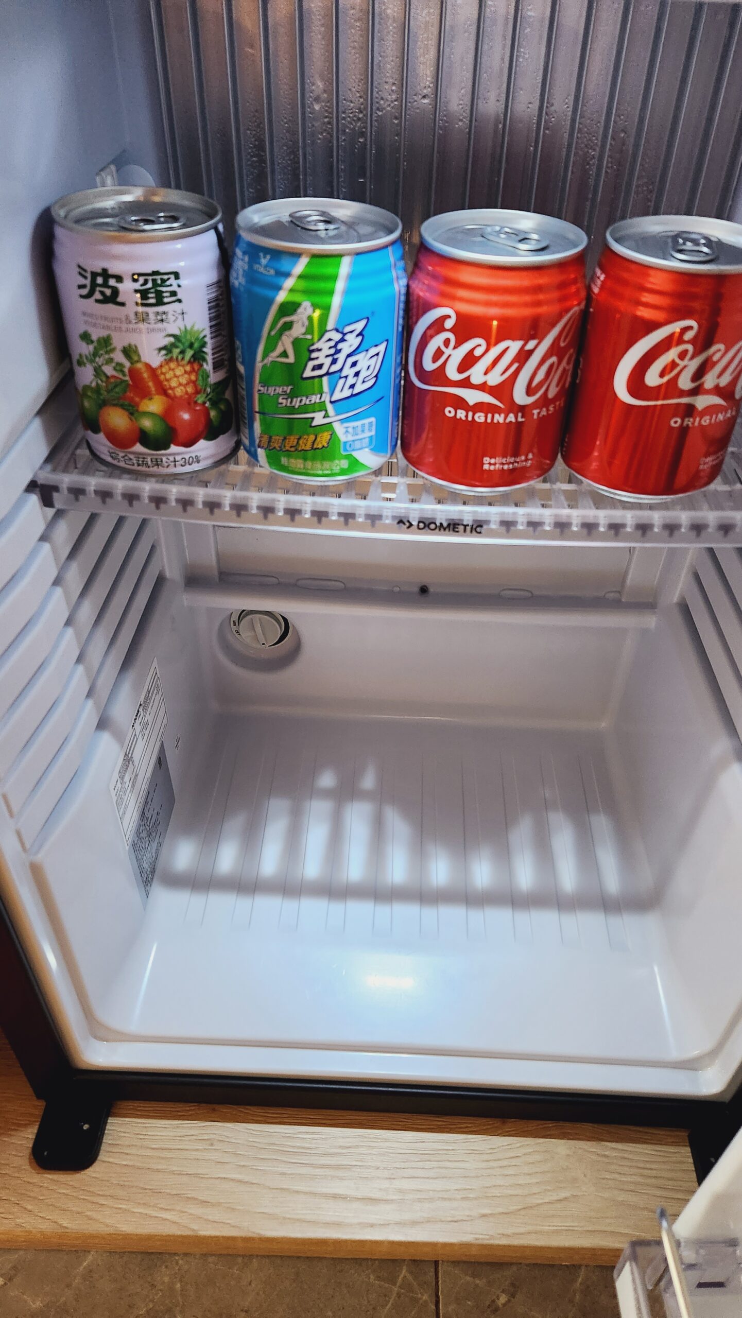 【台中住宿】*台中震大金鬱金香酒店* ,2023年新開幕飯店,附近有台中港三井Outlet,高美濕地等景點,房間明亮漂亮又大,CP值高的台中新飯店。 20 【台中住宿】*台中震大金鬱金香酒店* ,2023年新開幕飯店,附近有台中港三井Outlet,高美濕地等景點,房間明亮漂亮又大,CP值高的台中新飯店。