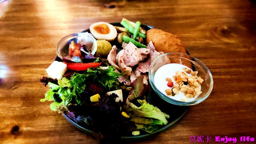 【台南美食餐廳】*狐獴先生早午餐*,台南東區早午餐,隱藏在東寧路小巷弄裡,邊用餐可以邊看可愛的狐獴跑來跑去!!! 14 【台南美食餐廳】*狐獴先生早午餐*,台南東區早午餐,隱藏在東寧路小巷弄裡,邊用餐可以邊看可愛的狐獴跑來跑去!!!