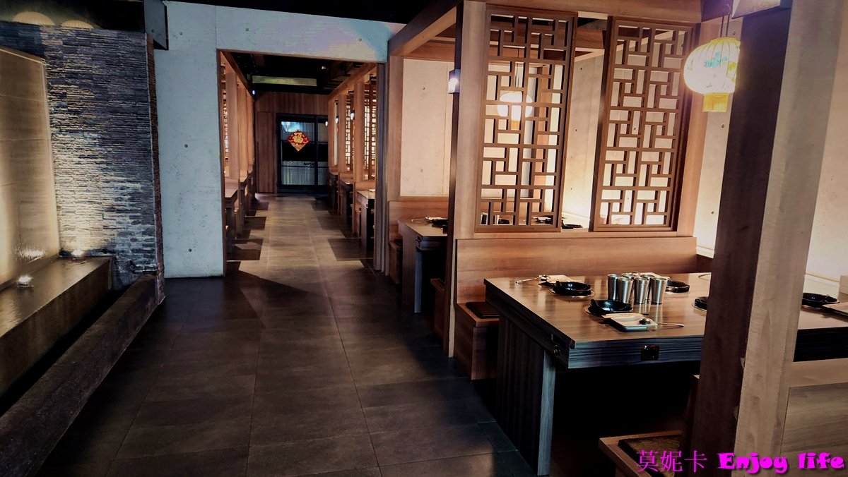 【雲林美食餐廳】*野川堂秘境鍋物 虎尾店*,鍋物附超大菜盤,大份量新鮮肉品,鮮嫩好吃,還有免費飲料暢飲,獨立水池造景座位區,環境舒適!!! 7 【雲林美食餐廳】*野川堂秘境鍋物 虎尾店*,鍋物附超大菜盤,大份量新鮮肉品,鮮嫩好吃,還有免費飲料暢飲,獨立水池造景座位區,環境舒適!!!