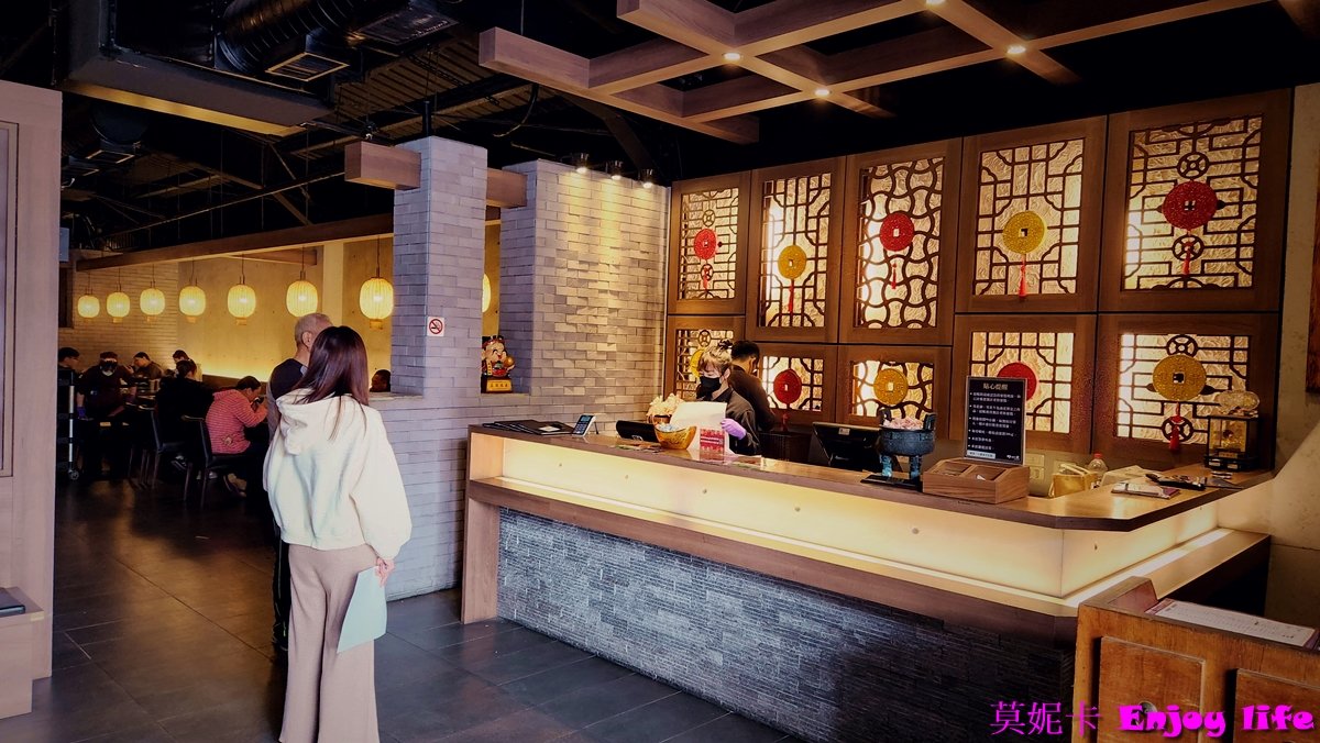 【雲林美食餐廳】*野川堂秘境鍋物 虎尾店*,鍋物附超大菜盤,大份量新鮮肉品,鮮嫩好吃,還有免費飲料暢飲,獨立水池造景座位區,環境舒適!!! 4 【雲林美食餐廳】*野川堂秘境鍋物 虎尾店*,鍋物附超大菜盤,大份量新鮮肉品,鮮嫩好吃,還有免費飲料暢飲,獨立水池造景座位區,環境舒適!!!