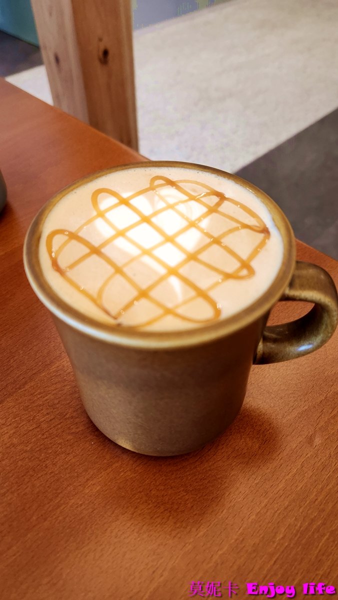 【台南美食咖啡廳】*Django coffee決哥手烘咖啡吧 裕農店 *,CP值高香濃好喝的咖啡,超讚拿鐵還有愛心拉花,搭配豐富好吃的三明治,就是豐盛營養的早餐!!! 13 【台南美食咖啡廳】*Django coffee決哥手烘咖啡吧 裕農店 *,CP值高香濃好喝的咖啡,超讚拿鐵還有愛心拉花,搭配豐富好吃的三明治,就是豐盛營養的早餐!!!