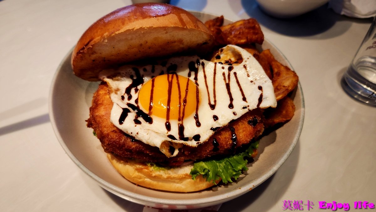 【台南美食餐廳】*Second Floor 貳樓台南店*,台南中西區餐廳,有早午餐,商業午餐,多種美味料理,附餐飲料無限暢飲,適合聚餐聊天的餐廳!!! 17 【台南美食餐廳】*Second Floor 貳樓台南店*,台南中西區餐廳,有早午餐,商業午餐,多種美味料理,附餐飲料無限暢飲,適合聚餐聊天的餐廳!!!