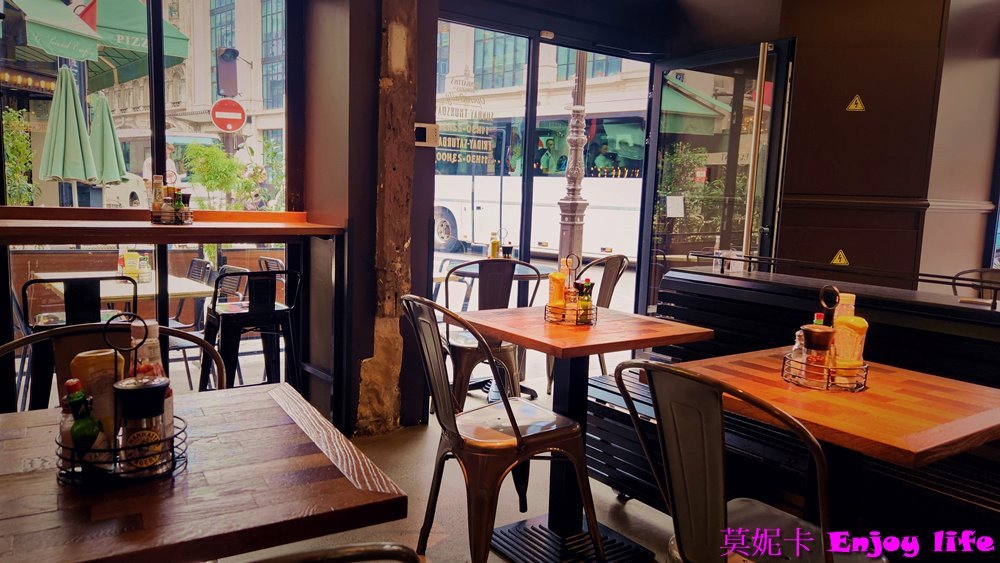 【巴黎美食餐廳】*Manhattn's Burgers Paris*，在巴黎龐畢度中心附近的紐約漢堡店，比利時及巴黎都有分店，漢堡真的很美味好吃!!!