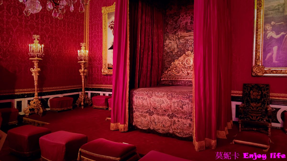 【巴黎景點】*Château de Versailles凡爾賽宮攻略*，凡爾賽宮必看鏡廳與皇家禮拜堂，再到凡爾賽宮美食餐廳享用Angelina甜點，Laudree馬卡龍!!!