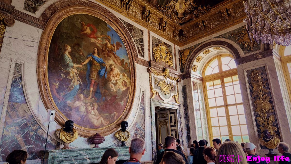 【巴黎景點】*Château de Versailles凡爾賽宮攻略*，凡爾賽宮必看鏡廳與皇家禮拜堂，再到凡爾賽宮美食餐廳享用Angelina甜點，Laudree馬卡龍!!!