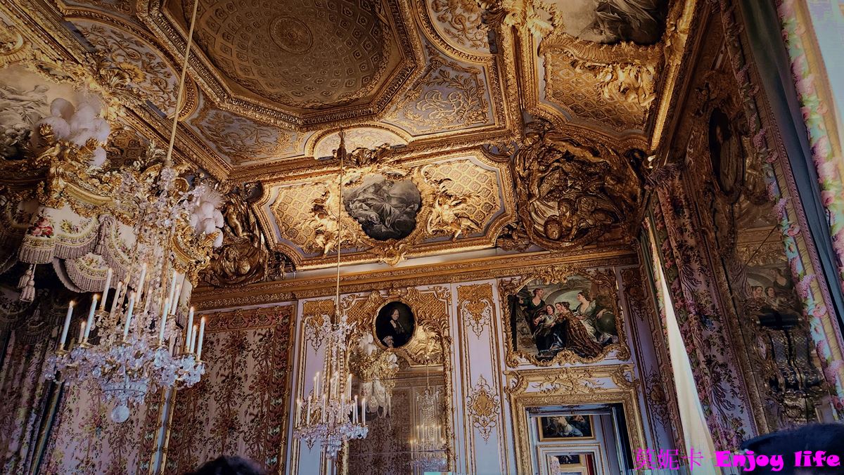 【巴黎景點】*Château de Versailles凡爾賽宮攻略*，凡爾賽宮必看鏡廳與皇家禮拜堂，再到凡爾賽宮美食餐廳享用Angelina甜點，Laudree馬卡龍!!!