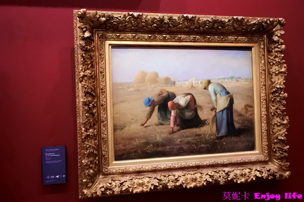 【巴黎景點】*奧賽博物館Musée d'Orsay*，裡面有知名的米勒，梵谷，莫內，及雷諾瓦畫作，還有各種畫作跟收藏，可以看到多幅知名畫作的博物館!!!