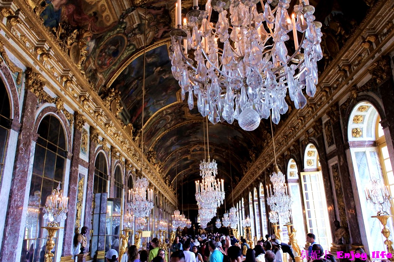 【巴黎景點】*Château de Versailles凡爾賽宮攻略*，凡爾賽宮必看鏡廳與皇家禮拜堂，再到凡爾賽宮美食餐廳享用Angelina甜點，Laudree馬卡龍!!!