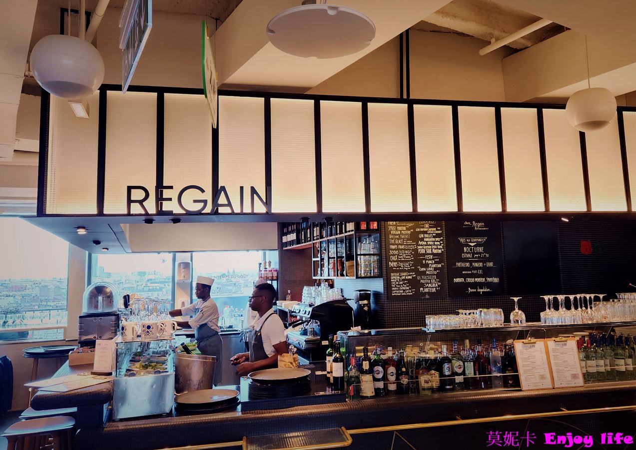【巴黎美食餐廳】*Regain Printemps餐廳*，巴黎春天百貨餐廳，有室內跟戶外座位區，逛累了可以來這裡享用漢堡與午晚餐!!!