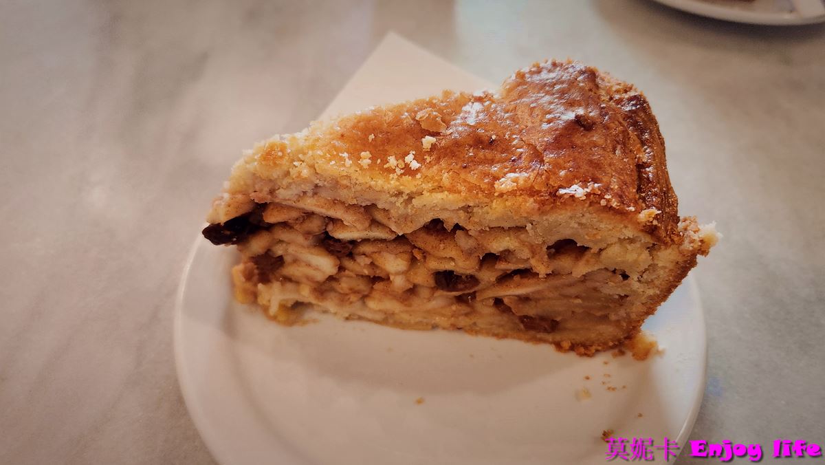 【荷蘭台夫特美食餐廳】*Delft Kobus Kuch*，有名的荷蘭蘋果派，個人吃過最好吃的蘋果派，來荷蘭必吃!!!