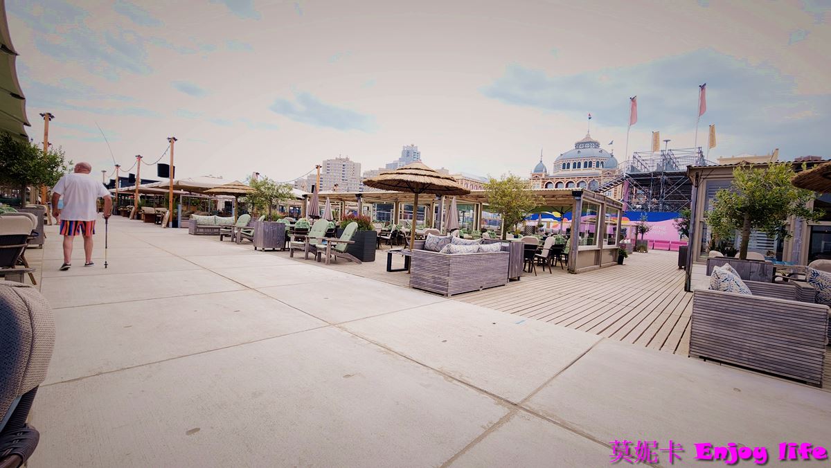 【荷蘭海牙自由行】*荷蘭海牙Den Haag(The Hague)一日遊攻略*，包含海牙交通，海牙景點，席凡寧根海灘Scheveningen strand!!!