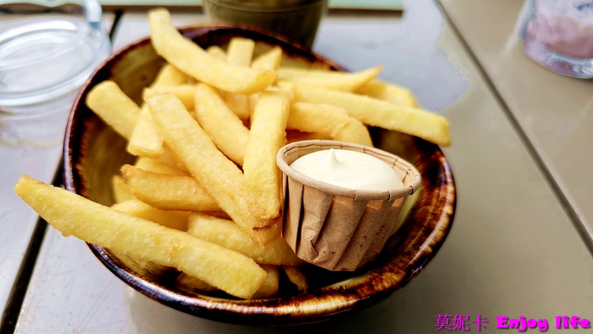 【荷蘭海牙自由行】*荷蘭海牙Den Haag(The Hague)一日遊攻略*，包含海牙交通，海牙景點，席凡寧根海灘Scheveningen strand!!!