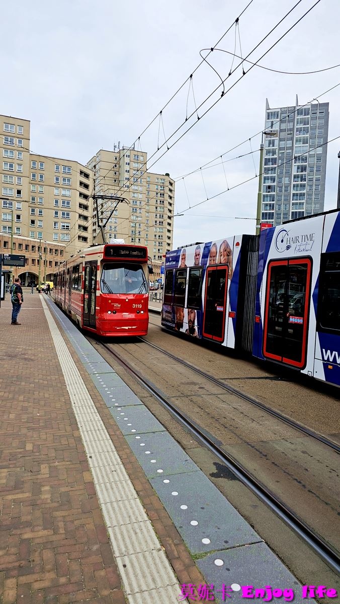 【荷蘭海牙自由行】*荷蘭海牙Den Haag(The Hague)一日遊攻略*，包含海牙交通，海牙景點，席凡寧根海灘Scheveningen strand!!!