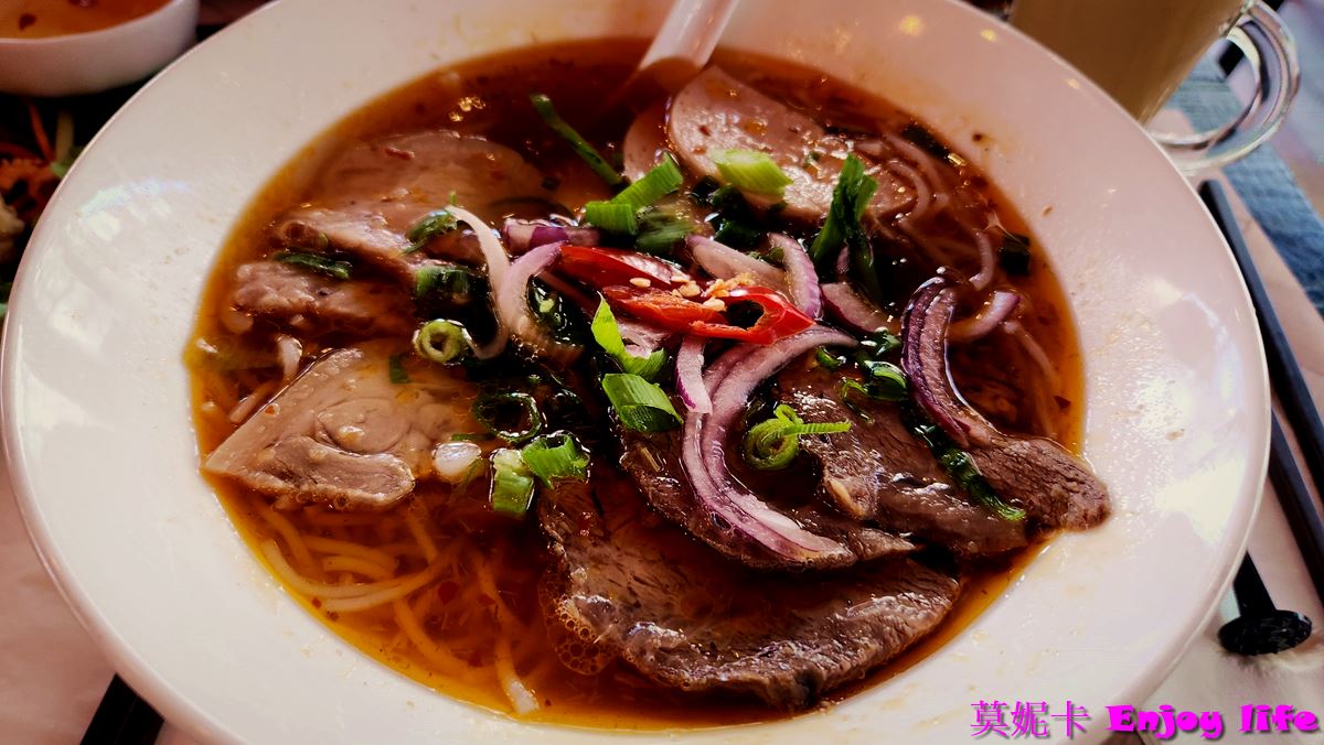 【荷蘭鹿特丹美食餐廳】* Pho Vietnamese restaurant & Noodle bar越南餐廳*，就在鹿特丹車站附近，道地又好吃的越南料理!!!