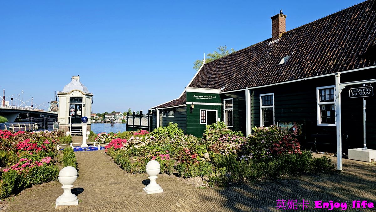 【荷蘭景點】*荷蘭風車村Zaanse Schans*，桑斯安斯風車村半日遊，包含起司工廠，木屐工廠，風車詳細介紹遊覽!!!
