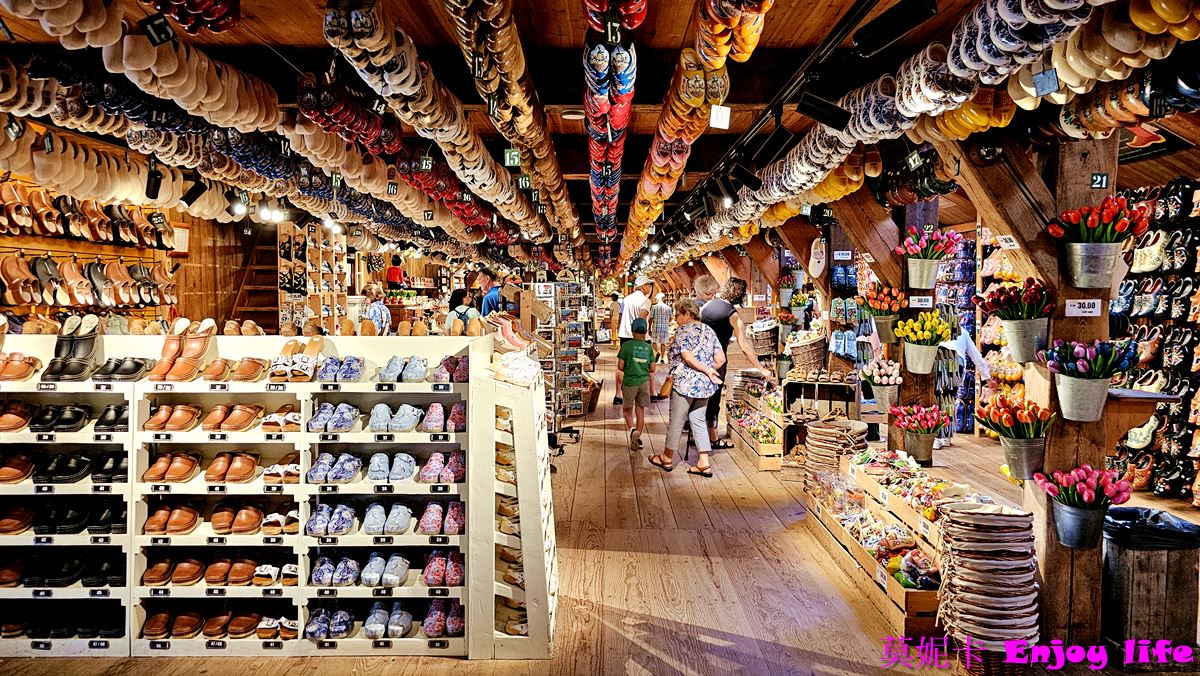 【荷蘭景點】*荷蘭風車村Zaanse Schans*，桑斯安斯風車村半日遊，包含起司工廠，木屐工廠，風車詳細介紹遊覽!!!