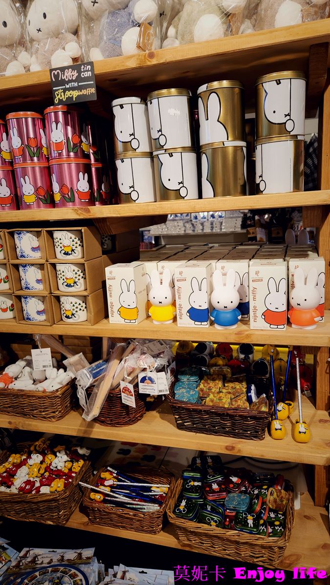 【荷蘭景點】*荷蘭風車村Zaanse Schans*，桑斯安斯風車村半日遊，包含起司工廠，木屐工廠，風車詳細介紹遊覽!!!