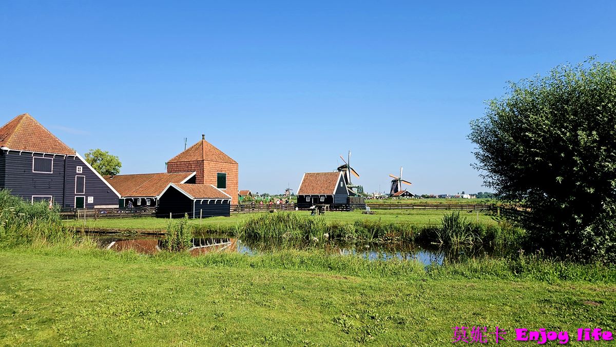 【荷蘭景點】*荷蘭風車村Zaanse Schans*，桑斯安斯風車村半日遊，包含起司工廠，木屐工廠，風車詳細介紹遊覽!!!