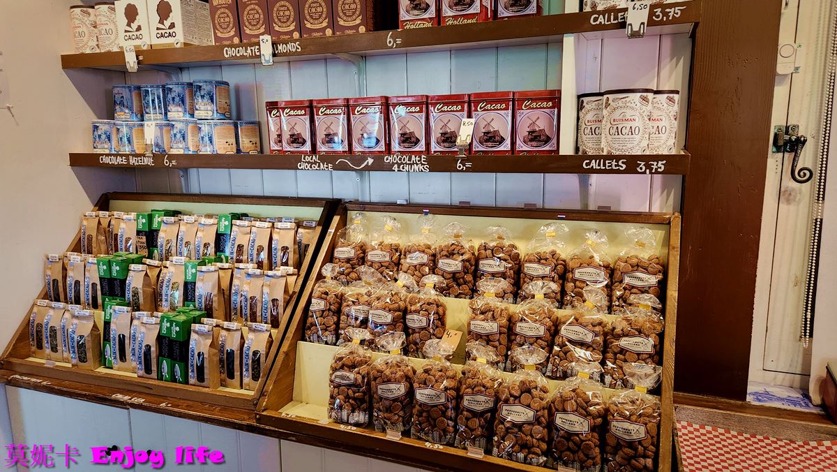 【荷蘭景點】*荷蘭風車村Zaanse Schans*，桑斯安斯風車村半日遊，包含起司工廠，木屐工廠，風車詳細介紹遊覽!!!