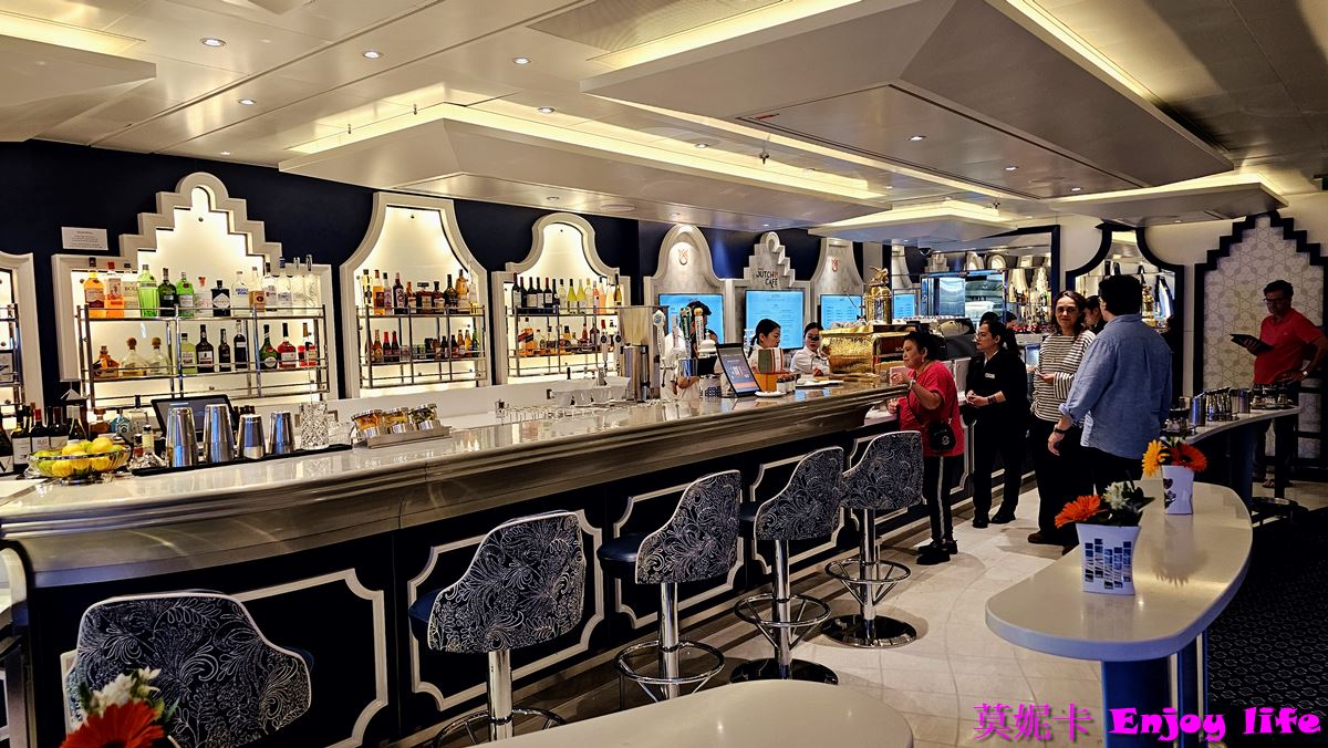 【荷美遊輪餐廳】*荷美遊輪Grand Dutch Cafe餐廳*，餐點免費，白天全天營業的咖啡廳!!!