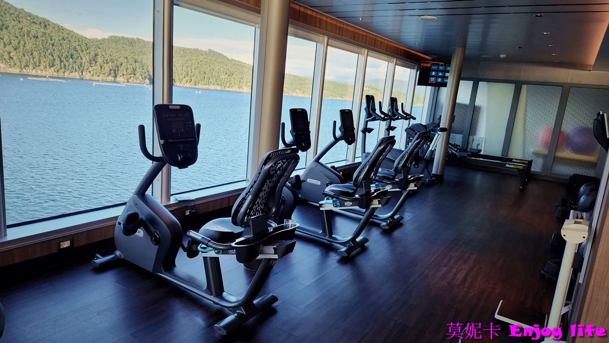 【荷美遊輪】*荷美遊輪新史特丹號Holland America Nieuw Statendam介紹*,房間選擇,船上甲板設施,免費及付費餐廳詳細介紹!!! 26 【荷美遊輪】*荷美遊輪新史特丹號Holland America Nieuw Statendam介紹*,房間選擇,船上甲板設施,免費及付費餐廳詳細介紹!!!