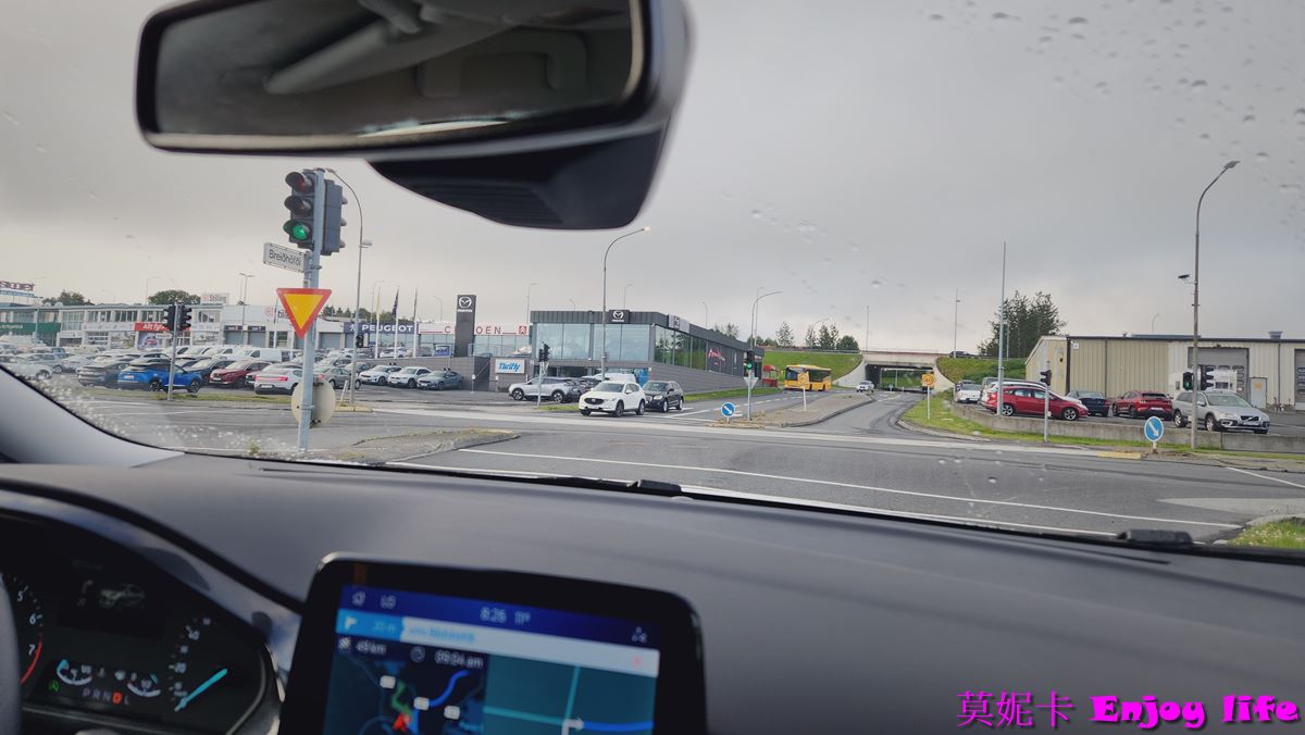 【冰島自由行】*冰島租車自駕*，Rentalcars租車預訂教學，租車保險，冰島Thrifty租車公司取車及還車流程!!!