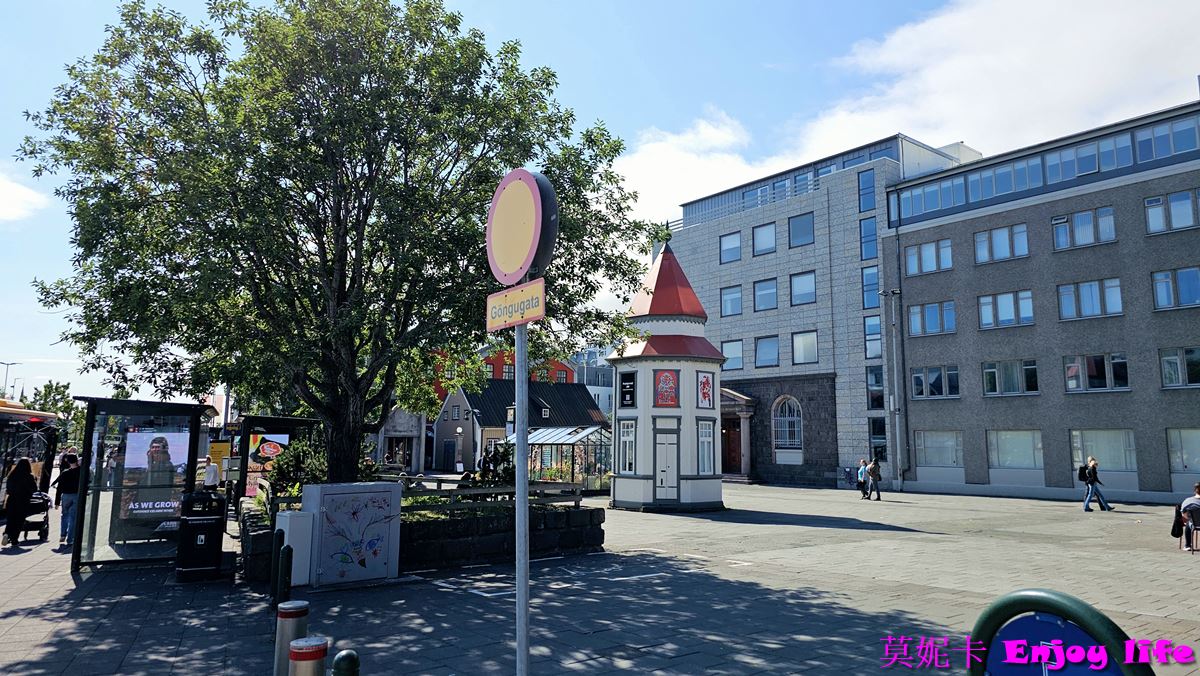 【冰島雷克雅維克景點】*Harpa音樂廳 Harpa Concert Hall*，冰島最大音樂廳，附近街道商店也好好逛!!!