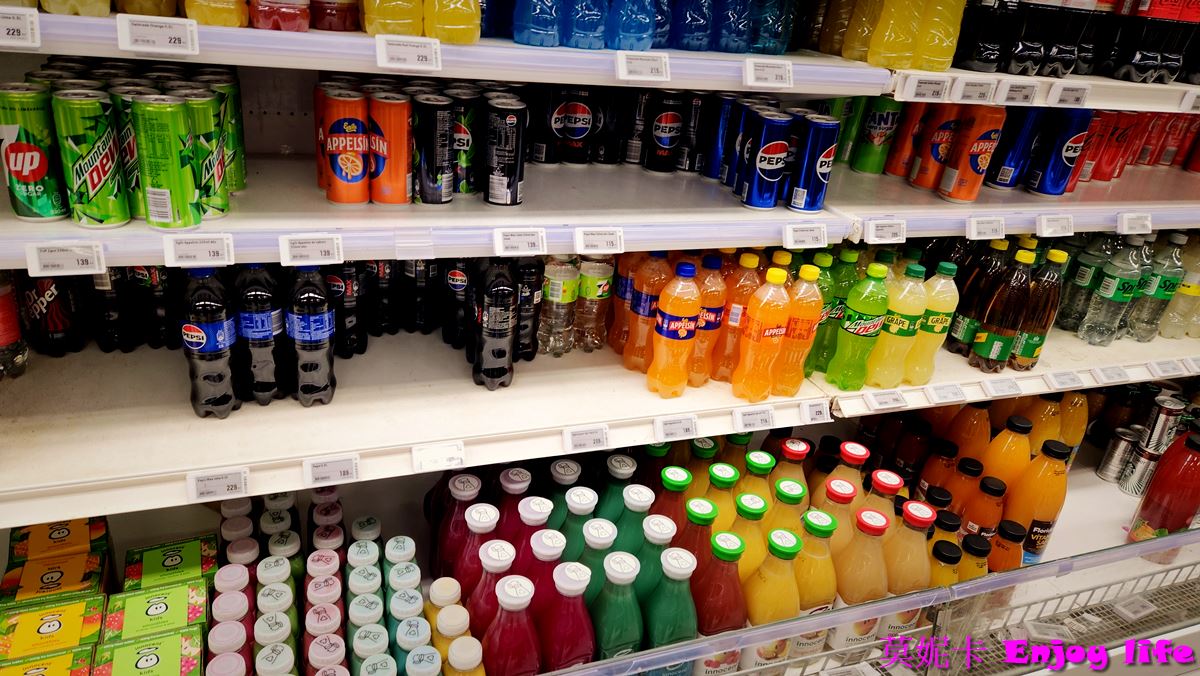 【冰島自由行】*荷美遊輪北歐遊，冰島伊薩菲厄澤ISAFJPRDUR小鎮半日遊*，有超讚美食餐廳Husid，超好買超市!!!