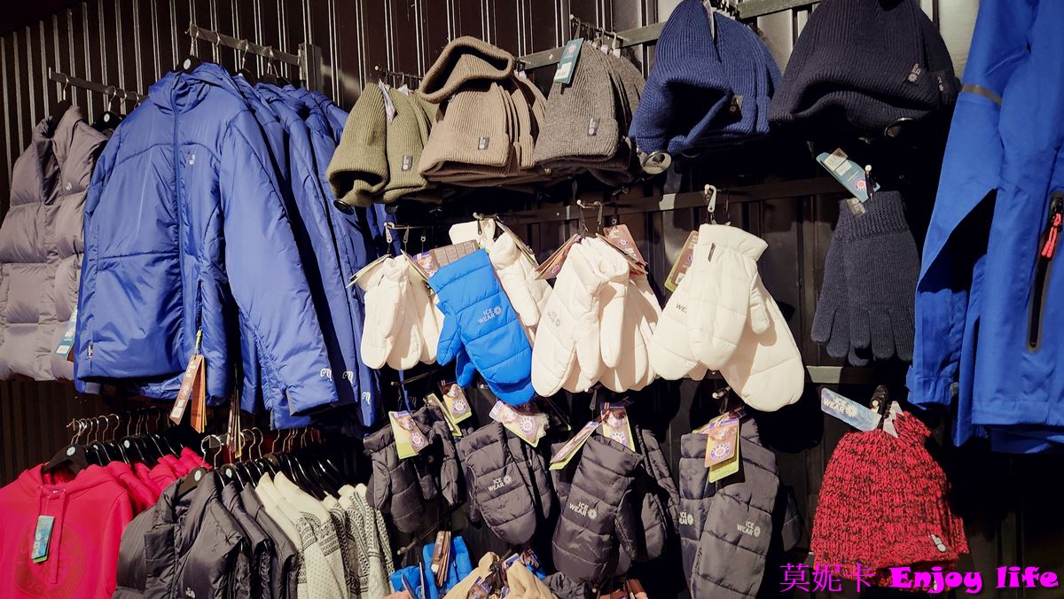 【冰島景點】*冰島Akureyri阿克雷里景點，眾神瀑布Godafoss Waterfall*，冰島鑽石圈必來景點，磅礡的瀑布，超壯觀的!!!