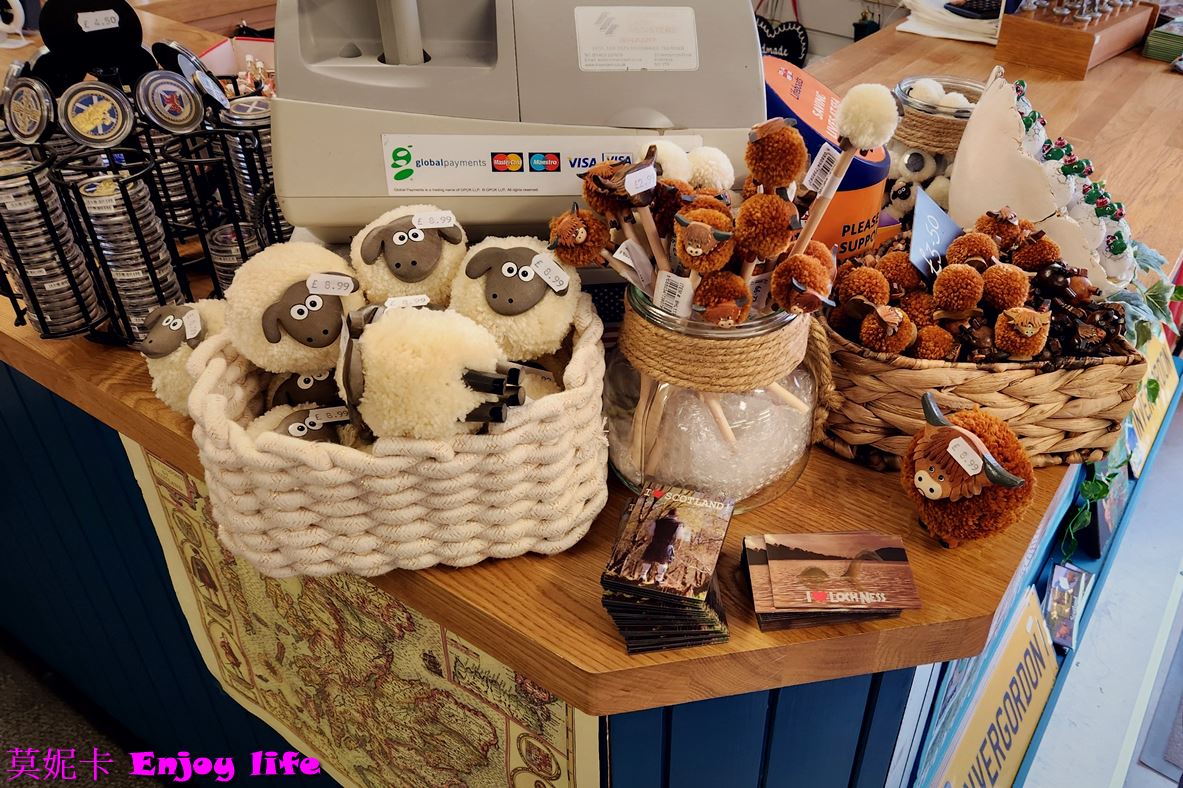 【蘇格蘭自由行】*荷美遊輪北歐遊，蘇格蘭高地Invergordon (Inverness) *，蘇格蘭Inverness一日遊行程與花費，包含尼斯湖遊船，Cawdor Castle城堡，及The Victorian Market室內市場!!!