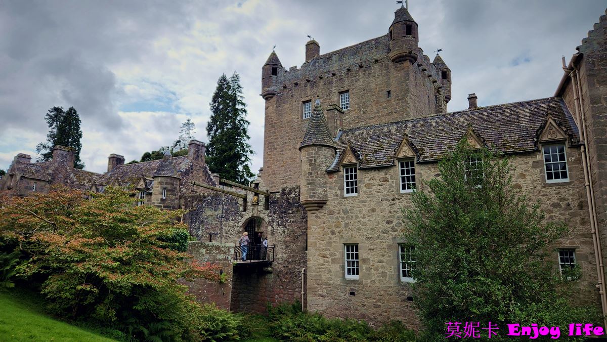 【蘇格蘭景點】*英國蘇格蘭高地景點,Cawdor Castle and Gardens *,參觀有護城河吊橋的16世紀古老堡壘!!! 12 【蘇格蘭景點】*英國蘇格蘭高地景點,Cawdor Castle and Gardens *,參觀有護城河吊橋的16世紀古老堡壘!!!