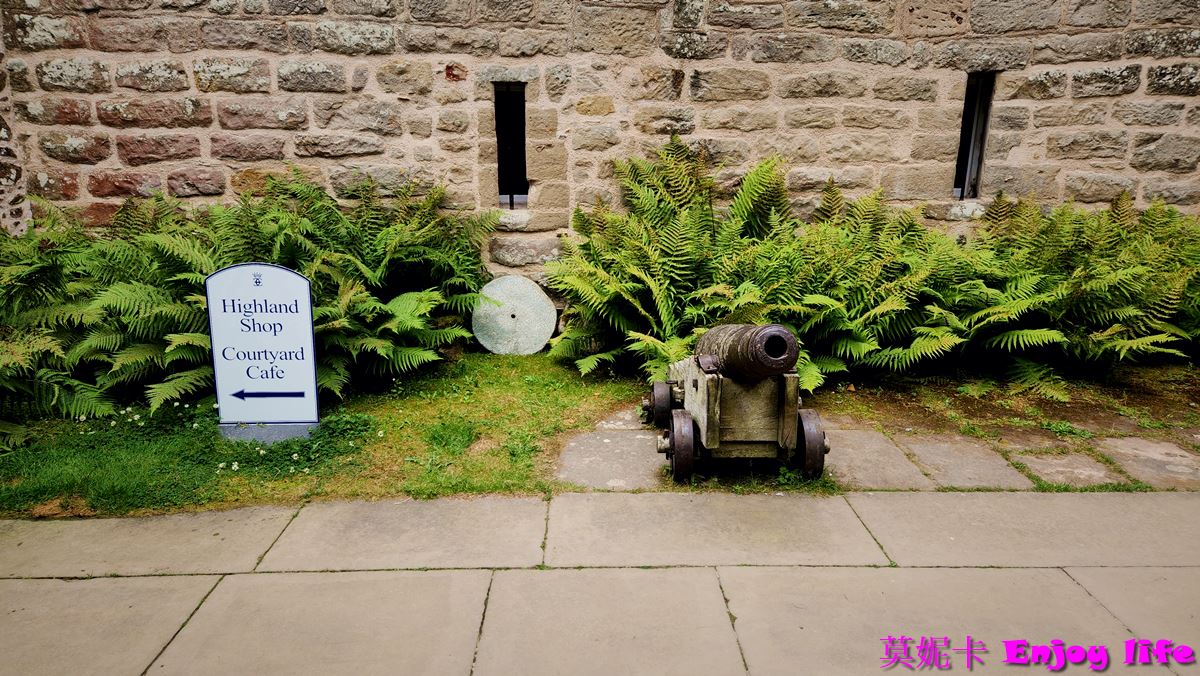 【蘇格蘭景點】*英國蘇格蘭高地景點,Cawdor Castle and Gardens *,參觀有護城河吊橋的16世紀古老堡壘!!! 15 【蘇格蘭景點】*英國蘇格蘭高地景點,Cawdor Castle and Gardens *,參觀有護城河吊橋的16世紀古老堡壘!!!