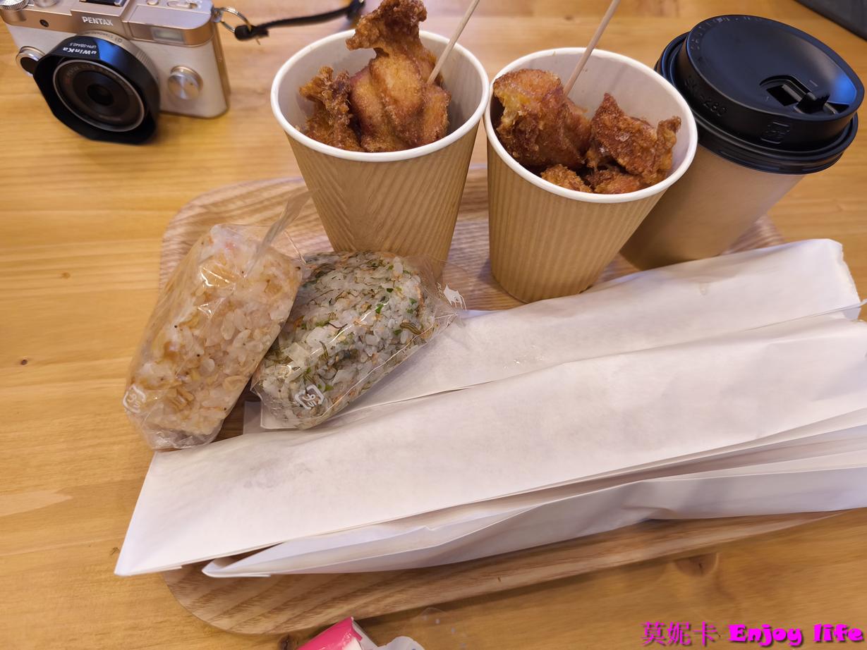 【北海道旭川景點】*旭山動物園*，必看冬季限定企鵝散步，看企鵝遊行攻略及參觀心得!!!