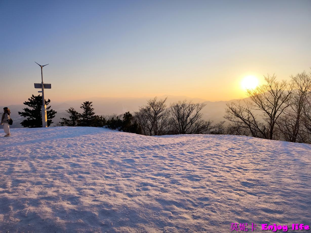 【北海道札幌景點】*札幌藻岩山夜景*，日本新三大夜景之一！藻岩山纜車搭乘攻略，包括最佳觀賞時間、購票方式及搭乘流程，帶您輕鬆享受絕美景致！