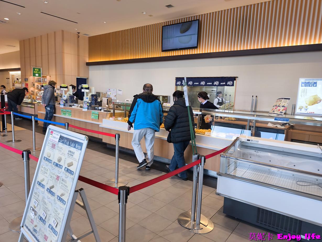 【北海道景點】小樽一日散策提案|小樽商店街&小樽運河周邊美食巡禮:LeTAO雙層起司蛋糕、北菓樓年輪蛋糕必買伴手禮全攻略!!! 16 【北海道景點】小樽一日散策提案|小樽商店街&小樽運河周邊美食巡禮:LeTAO雙層起司蛋糕、北菓樓年輪蛋糕必買伴手禮全攻略!!!
