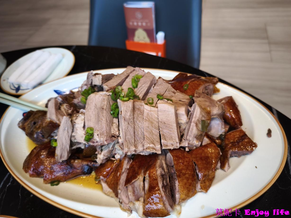 【台南美食餐廳】*鴨寮街台南旗艦店TOP6必吃！烤鴨x港點x高CP值，南紡A2館聚餐首選!!!